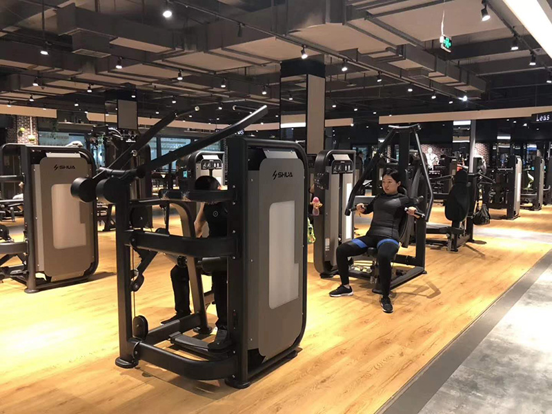 快盈VIII智能健身器材