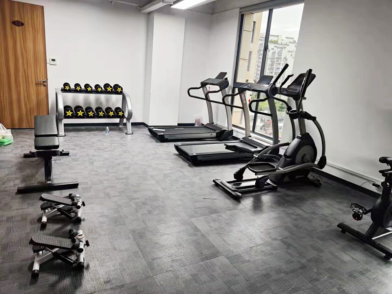 企事业单位健身房器材-广西快盈VIII体育健身器材有限公司