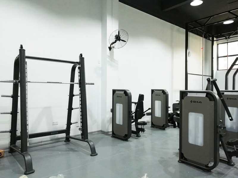 部队健身器材-广西快盈VIII体育健身器材有限公司